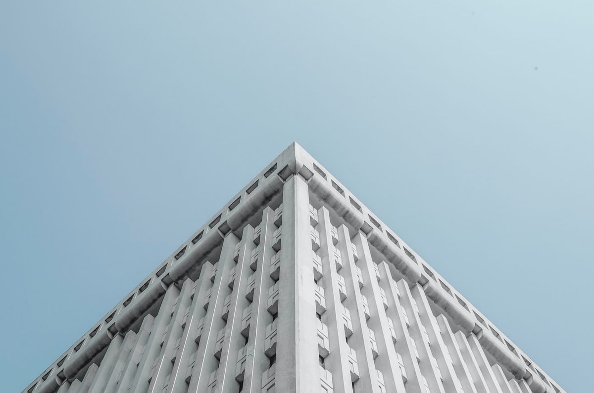 阿森纳女足问鼎首届女足冠军杯 温格现身颁奖典礼