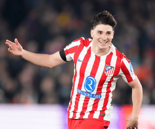 欧冠决战!都是0-2落后,巴萨做好2点有望逆转,利物浦无力翻盘